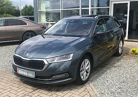 Skoda Octavia 2.0 TDI DSG First Edition Matrix Pano VC