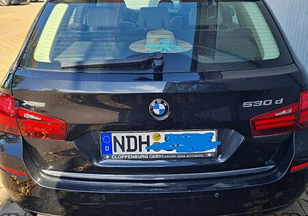 BMW 530d xDrive Touring A Luxury Line