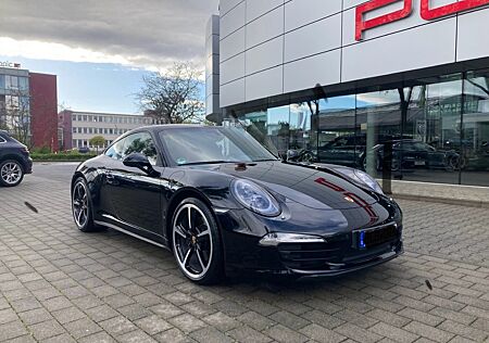 Porsche 911 Urmodell 911 991.1 Carrera 4 Black Edition PDK/approved