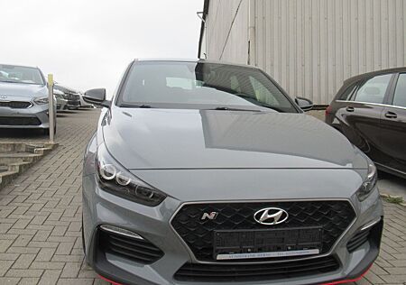 Hyundai i30 Fastback N Performance-NAVI-LED-KAM-LEDER