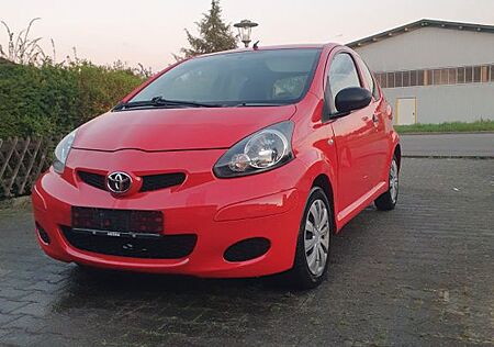 Toyota Aygo (X) Aygo (X) 1,0 -