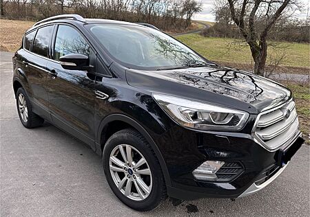 Ford Kuga 1,5 EcoBoost 4x2 110kW COOL & CONNECT C...