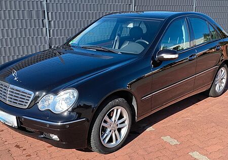 Mercedes-Benz C 320 4MATIC ELEGANCE