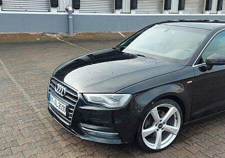 Audi A3 2.0 TDI 19" S line 40TKM Sportback Down Pipe