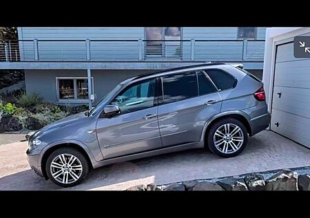 BMW X5 xDrive40d M-Paket, Standheizung, Massage