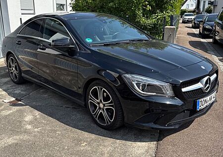 Mercedes-Benz CLA 200 - Navi/Kamera/KeylessGO