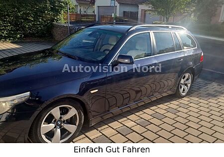 BMW 530d Touring*Sportpaket*Navi*Leder*Pano.Dach*Xen