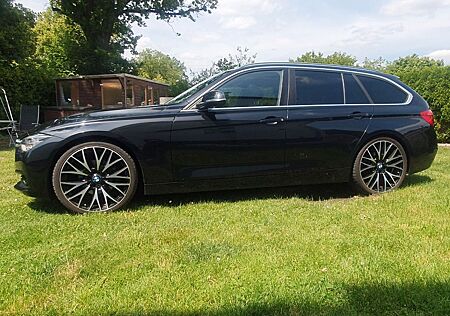 BMW 320d xDrive Kombi Pano 20 Zoll Automatic