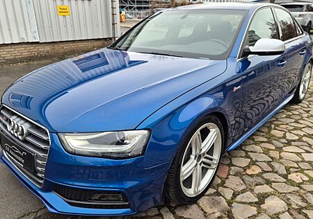 Audi S4 TÜV /Inspektion NEU Leder Schiebed. CAM