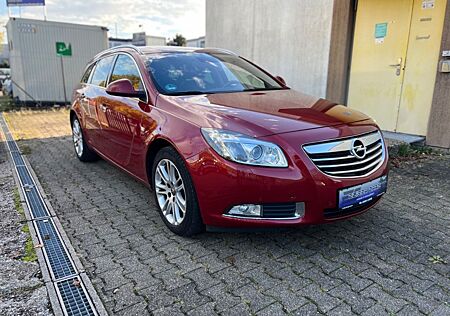 Opel Insignia A Sports Tourer Cosmo 4x4 *TÜV 07/26*