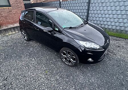 Ford Fiesta 1,4 Champions Edition Champions Edition