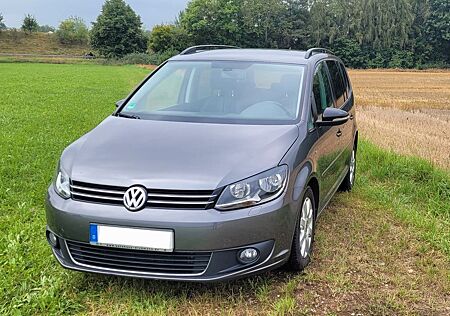 VW Touran Volkswagen 1.4 TSI DSG MATCH, Navi, AHK, 8fach Alu