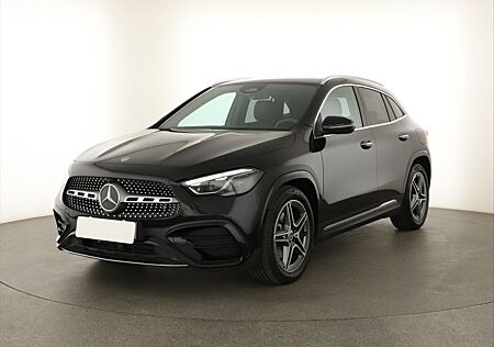 Mercedes-Benz GLA 200 d 4Matic AMG Line AHK+Multibeam LED