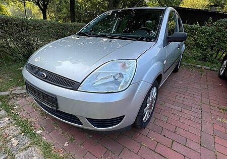 Ford Fiesta 4/5 Türer, TÜV Neu