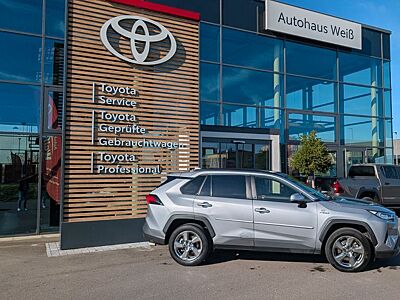 Toyota RAV 4 RAV4 Hybrid 4x2 Team Deutschland