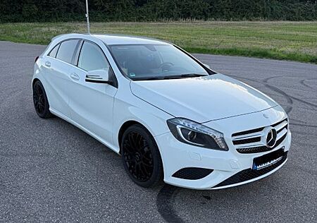 Mercedes-Benz A 180 -