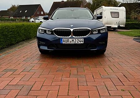 BMW 320d xDrive Touring Automatic -