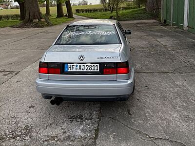 Volkswagen Vento 1.8 GLX GLX
