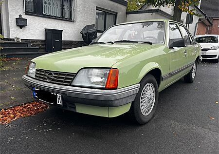 Opel Rekord E2