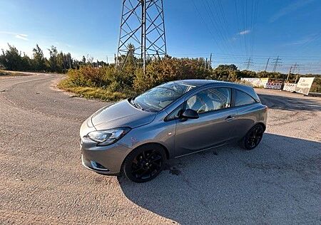 Opel Corsa 1.4 Edition; OPC-Ausstattung, Winterpaket