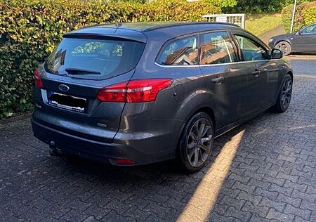 Ford Focus 1,0 EcoBoost 92kW Business Turnier Bus...
