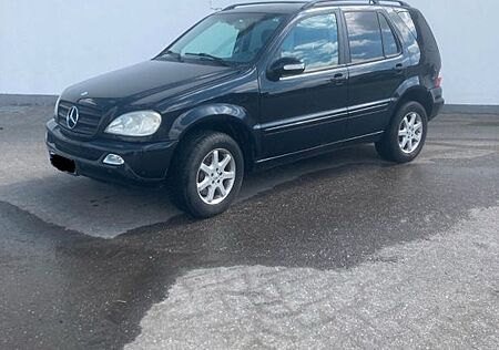 Mercedes-Benz ML 270 CDI 3500KG Anhängelast