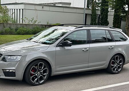 Skoda Octavia 2.0 TDI DSG RS Combi RS