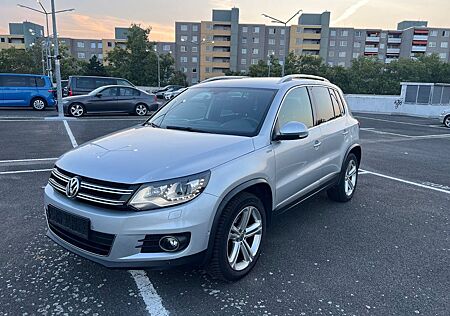 VW Tiguan Volkswagen 2.0TDI Lounge Sport&Style KameraXenonNavi