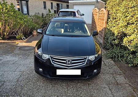 Honda Accord VIII 2.4 Executive Standheizung Automatik