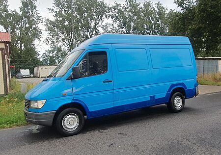 Mercedes-Benz Sprinter 312 Hoch / Lang