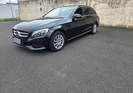 Mercedes-Benz C 220 d Avantgarde T Autom. -