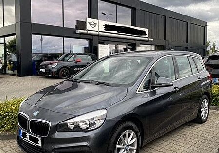 BMW 2er 218 Gran Tourer 218d - 7 Sitzer und Panoramadach