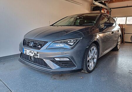 Seat Leon 2.0 TDI 135kW FR DSG AHK ACC Garmin