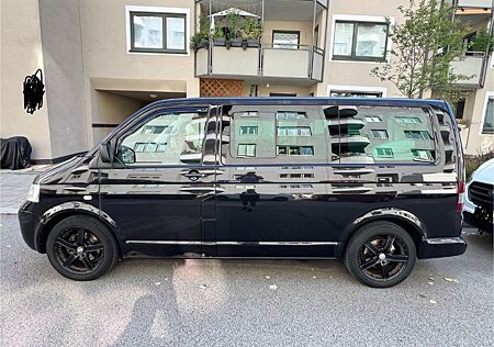 VW T5 Multivan Volkswagen 2.5 TDI 4Motion Startline