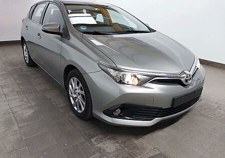 Toyota Auris 1,2 **Comfort**