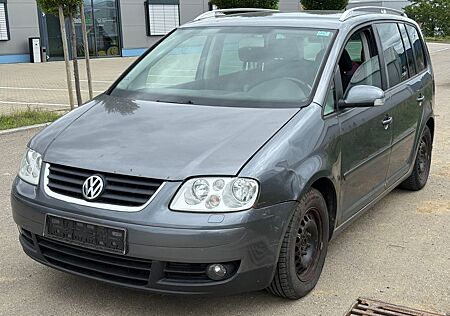 VW Touran Volkswagen Highline 2.0TDI/7-SITZER/NAVI/KLIMAAUTO/