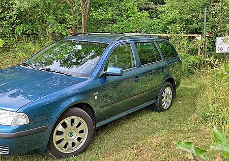 Skoda Octavia Combi 1.6 Style Style