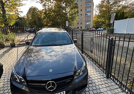 Mercedes-Benz E 63 AMG Mercedes-AMG E 63 S 4MATIC+ Autom. ...