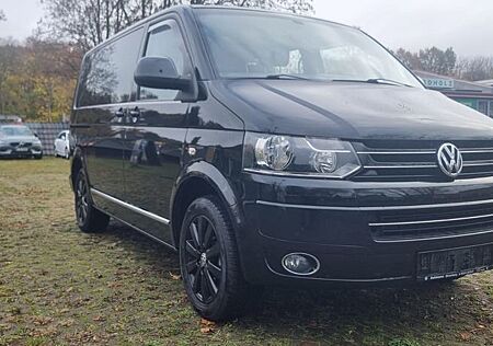 VW T5 Multivan Volkswagen Highline-Automatik-Bett+AHK-7xSitzer