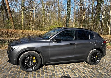 Alfa Romeo Stelvio 2.0 Turbo 16V 206kW B-Tech AT8-Q4 B-Tech