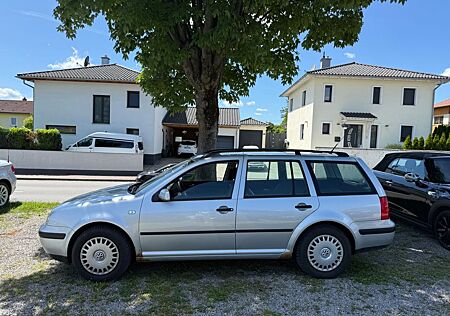 VW Golf Volkswagen 1.6 Edition Variant Klima/Schiebedach