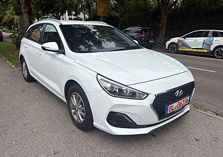 Hyundai i30 cw Select Euro 6 Alu TÜV /AU Neu
