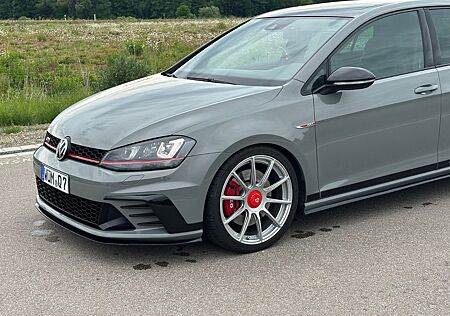 VW Golf Volkswagen 2.0 TSI DSG BMT GTI Clubsport GTI Clubsport