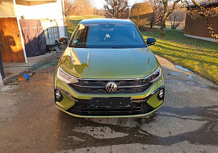 VW Taigo Volkswagen 1.5 TSI OPF DSG R-Line R-Line