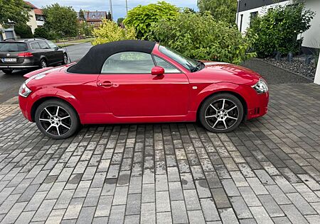 Audi TT Roadster 1.8T 110KW -