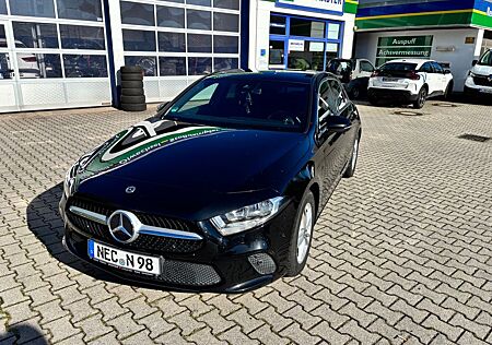 Mercedes-Benz A 180 d -