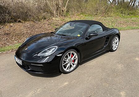 Porsche Boxster S 718 PDK, BOSE, 20 Zoll, PZ Scheckheft