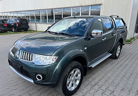 Mitsubishi L200 Intense Doppelkabine 4WD.AHK.SHZ.PDC