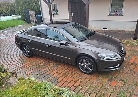 VW CC Volkswagen 2.0 TDI, Massage, Pano, AHZV, Alarm, Navi,