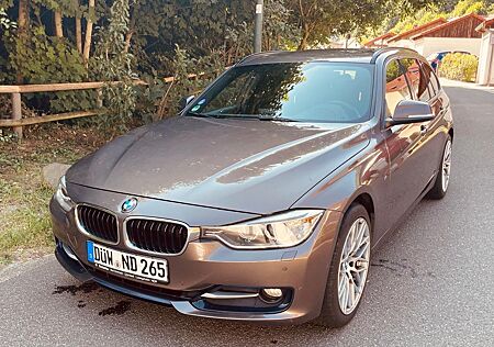 BMW 316i Touring Sport Line Sport Line